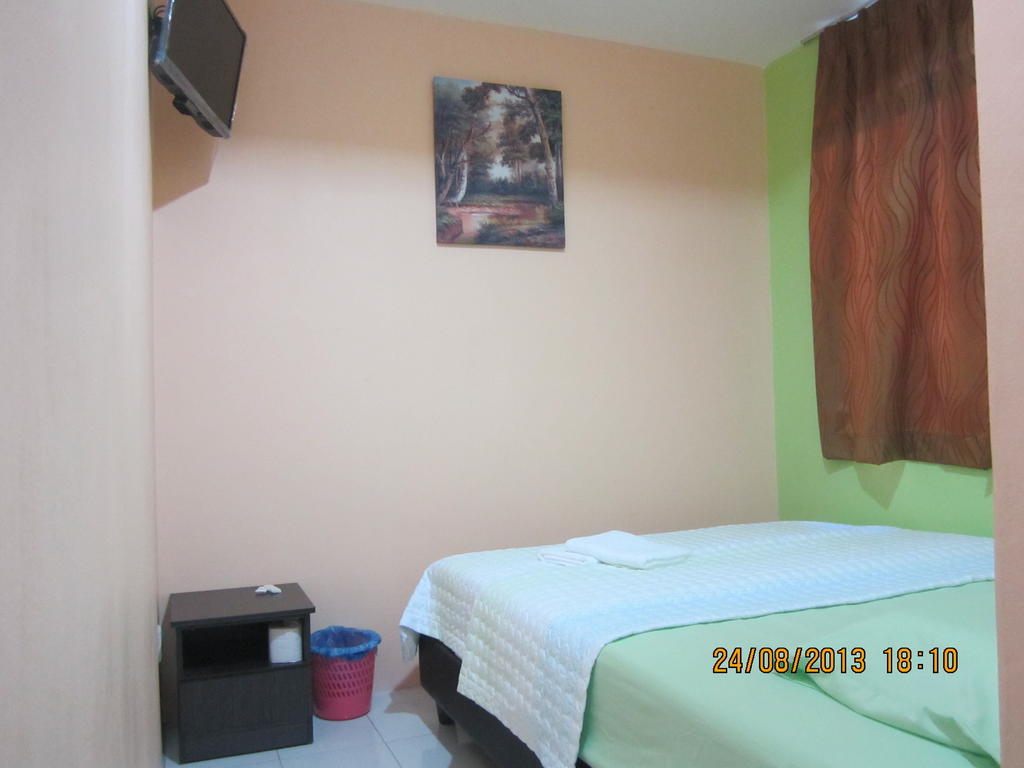Best Seven Motel Kuah Quarto foto